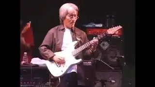 Ando Masahiro Good Guitar Solo (T-Square - Radio Star)
