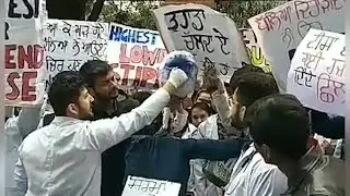 Amritsar: Medical students demand revision of monthly stipend