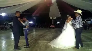 video el kary jr en la boda de Heriberto y Floriberta -  siete palmas ixcatepec ver