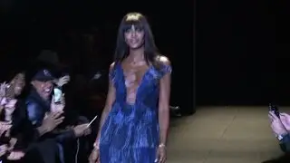 Naomi Campbell hosts Ebola charity fashion show
