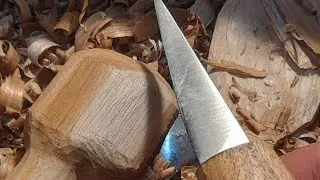 Spoon Carving with new knive from @Kangiinkuya #carvingknife
