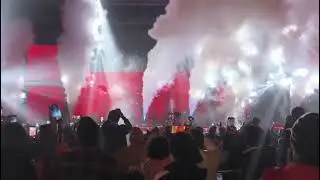 B praak live