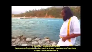 Sri Sri Ravi Shankar Gurudev at Bank of River Ganga Rishikesh