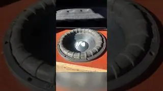 Не забывайте про хорошую шумоизоляция 😉 (сабвуфер Machete 12, custom)