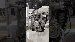 truck engine 8k-30 #bigrig #tractortrailer #semitruck #trucker #wheeler #trucking