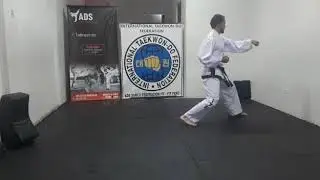 Chon-Ji Tul (blanco punta amarilla) - Prof. Pi&ntilde;ero Taekwon-Do ITF Peru