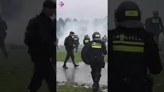 Rellen bij Malieveld, politie zet traangas in | #shorts