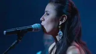 Lia Sophia  - A Flor
