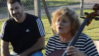 DE A DOS Cecilia Bondi