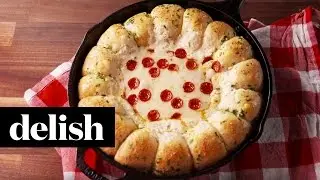 Garlic Bread Pizza Dip | Delish