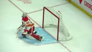 Jacob Markstrom warms up during the Flames @ Senators hockey game