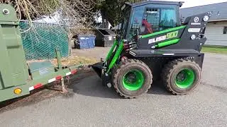 Elise900 Electric Skid Steer & Trailer Hitch Attachment