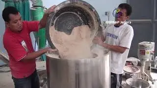 Cara Membuat Pakan Ikan Mandiri
