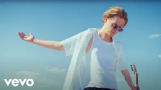 Devin Kennedy - Blue Skies (Official Music Video)