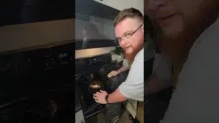 This Stove Is My Villain Origin Story #meme #cookingfunny #funnychef #foodparables #kitchenrant