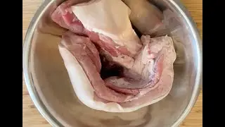 How to marinate pork with wine