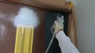 Aufzugst&uuml;ren lackieren. So gehts! Airless Lack spritzen. T&uuml;ren lackieren.