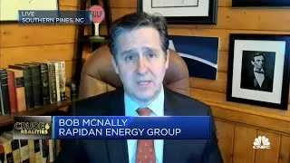 Ukraine invasion: There's a 'real disruption risk' in the oil market, says energy consulting firm
