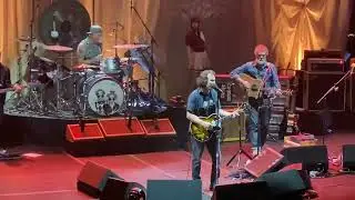 Eddie Vedder / The Earthlings - Beacon Theatre - 2/4/22 - Long Way (Live) NYC 2022