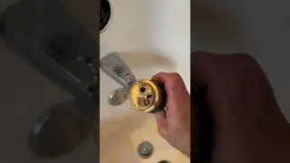 Plumbing mistake fail changing a delta 1300 monitor tub/shower valve