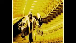 The Clockwork Lounge - 'Don't Walk Away'.  Demo version. (Wigan band)