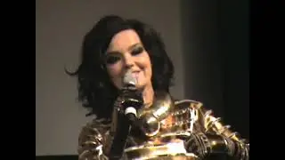 björk : '14 tribeca film festival - biophilia - live premiere: Q&A @ SVA theatre, USA, (2014) [HQ]