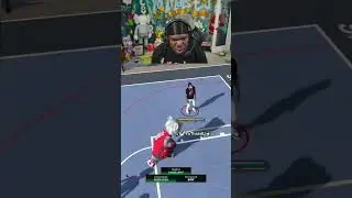 This 17yr OLD FOOTBALL PLAYER INVITED ME TO HIS GAME on NBA 2K26! 😂🏈 #nba2k26 #shorts