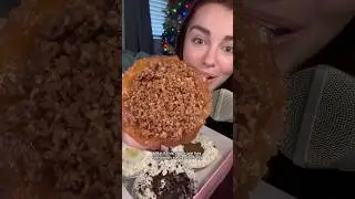 Trying crumbl pies! #foodie #shorts #eating #pie #cookie #crumbl #asmr