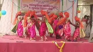 हळदी कुंकवाला यायचं हं 👍school डान्स #ytshorts #viral #zpschooltuljapurgadhi #challenge 