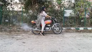 Girl Struggle Cold Start Suzuki Samurai 🔥🔥😱 | No Cut 💨💨 #priyankakhanduri #girlpower
