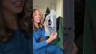 The leopard though 😍🤎 my first ever advent calendar I&rsquo;m screaming!! Cases code: harper10 Hydrojug: