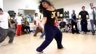 Kayce (Twitch's Girlfriend) ripping up Gil's BZ class