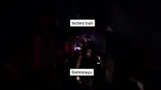 techno train 🙌 #raver #housemusic #raving #electronicmusic #ravelife #ravevenue