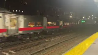 MNRR: #M7A on TK 2 to Mount Kisco Meeting #M8 NIS on SB at #Fordham Station in Metro-North Railroad