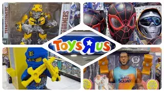 Toys R Us is best toy shop in Singapore