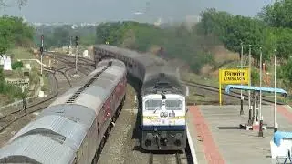 Nanded Pune Express In Pole Free Nanded Purna Stretch
