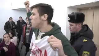 Protester Disrupts Graffiti Artist Trial In Minsk