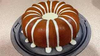 Moist 7-Up Cake Cream Cheese Lemon-Lime Glaze
