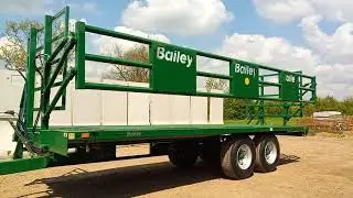 Bailey bale trailer with hydraulic sides
