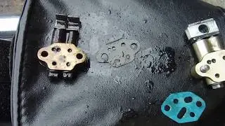 Ariel 350 Red Hunter oil pumps and oil pressure / delivery discussed.
