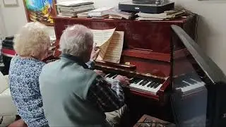 Kitten on the keys - performed by Stuart and Kathleen Rochester 17 Dec 2025