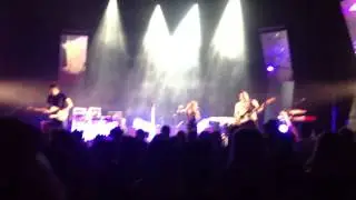 Be Somebody - Mutine (Live @ Bourse du travail, Lyon)
