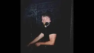 Alt + F4 - Alt + F4 (Simon McLeod Rework)