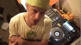 Advanced DJ Lesson  Thinking one step ahead while in the Mix by ellaskins DJ Tutor