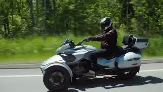 Capsule Opinion Moto Spyder F3 Limited -  Can Am - Moto Journal