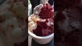 1-minute red mug cake 😍 Recipe in description #noeggs #nooven  #shorts