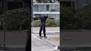 @_drewflores с потрясающим комбо! 🕹️ #SkateWarz 🥷