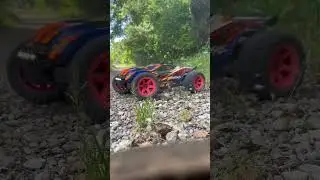 Test Rustler 4x4 sur chemin