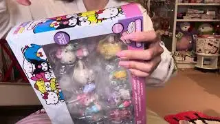 Hello Kitty and Friends Figurines unboxing by Jazwares