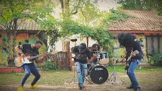 Thidambu - Malayali (Live performance video)